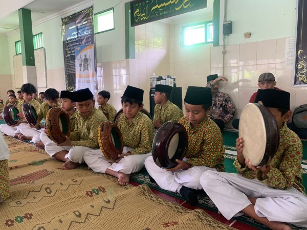 GRUP HADRAH SABILUL MUKMIN MERIAHKAN PERINGATAN ISRA MIRAJ 1445 H