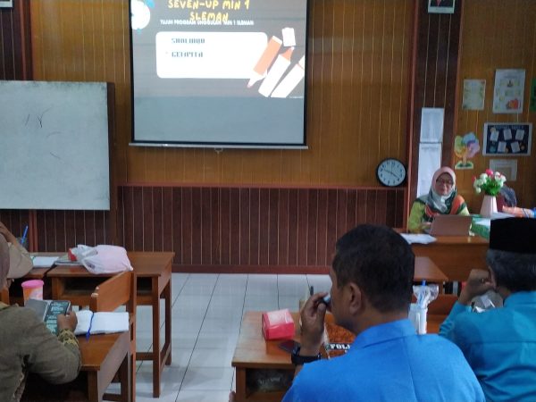 RAKORDASI AWAL, KEPALA MADRASAH SAMPAIKAN 7 PROGRAM UNGGULAN MIN 1 SLEMAN