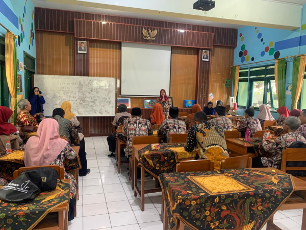 MIN 1 Sleman Jadi Tuan Rumah Pelatihan FMIPA UNY