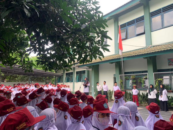 Kepala MIN 1 Sleman Sampaikan Amanat Hari Anak Nasional