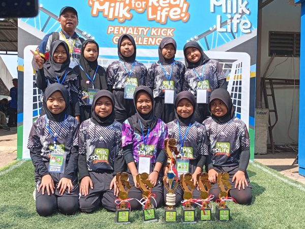 Siswa MIN 1 Sleman Raih Juara 3 Bersama pada Skill Challenge Passing Control di MilkLife Soccer Competition Yogyakarta 2025
