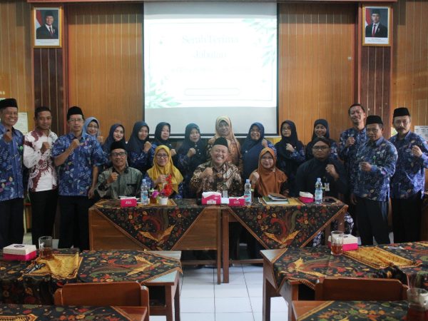 MIN 1 Sleman Laksanakan Serah Terima Jabatan Kepala Madrasah