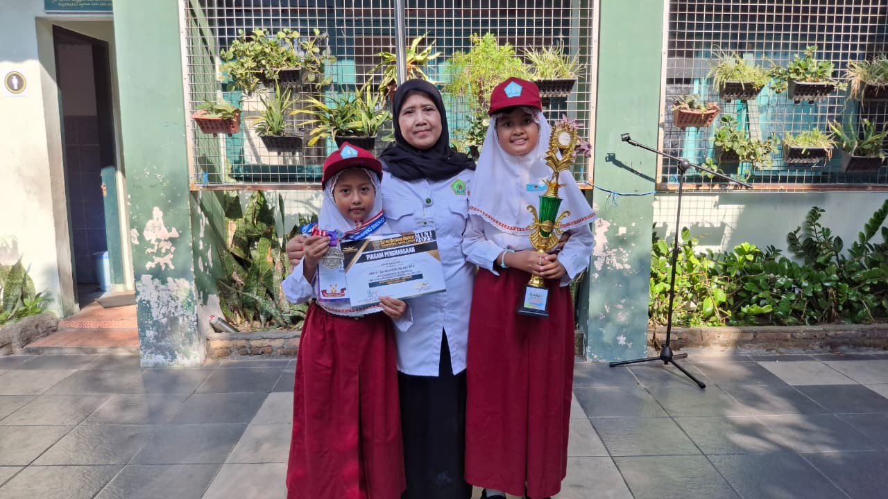 MIN 1 Sleman Torehkan Prestasi di Arena Renang, Taekwondo, dan Seni Lukis