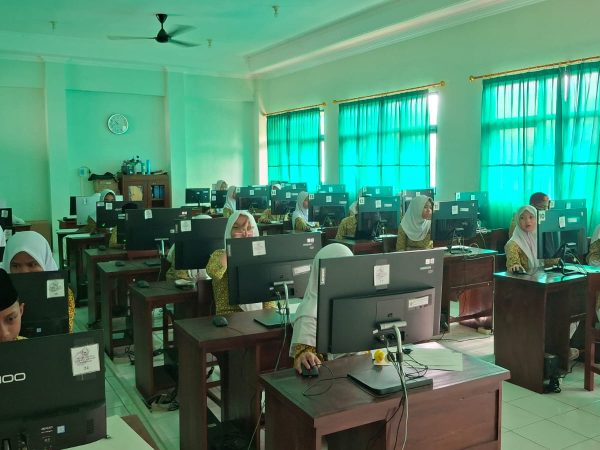 "Persiapan Maksimal: Madrasah Negeri 1 Sleman Gelar Tryout Mandiri untuk Siswa Kelas VI"