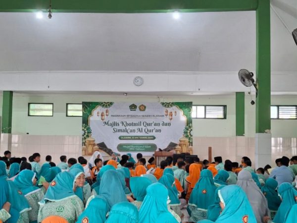 MIN 1 Sleman Gelar Kegiatan Pembelajaran Kokurikuler Simak’an Al-Qur’an di Masjid Muntasirul Ulum