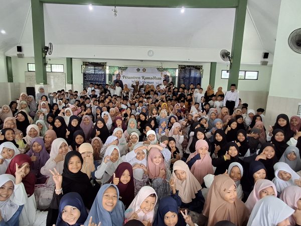 Pembukaan Pesantren Ramadan MIN 1 Sleman Berlangsung Khidmat dan Meriah