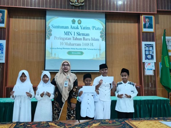 MIN 1 Sleman Gelar Santunan Anak Yatim di 10 Muharram 1448 H