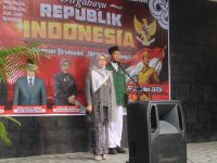 MIN 1 Sleman Ikuti Upacara HUT Ke-81 Kemerdekaan RI