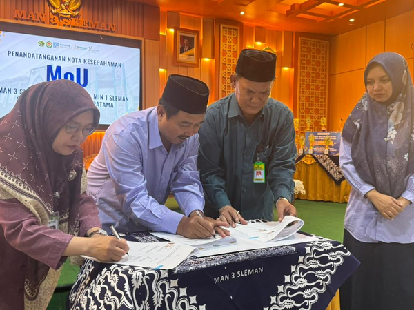 MIN 1 Sleman Terlibat Penandatanganan Nota Kesepahaman Revitalisasi Perpustakaan Terintegrasi