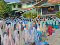 MIN 1 Sleman Ikuti Salat Istisqa Bersama MTsN 6 dan MAN 3 Sleman